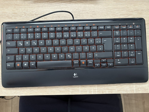 Logitech u0004 tastertur - y-u0004,